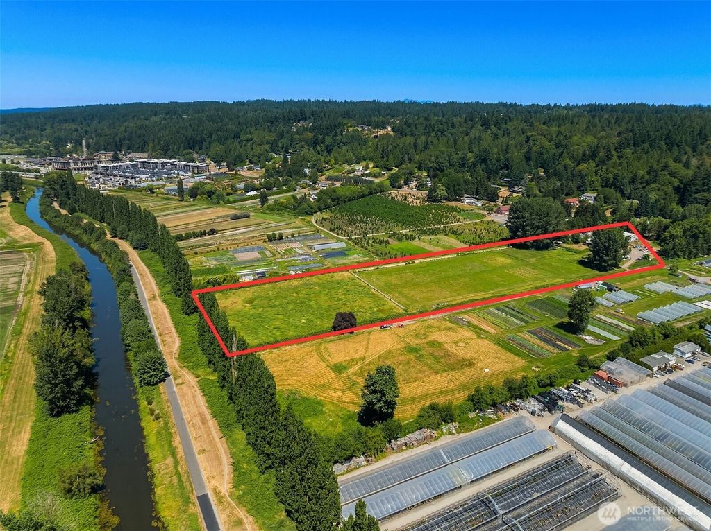 Photo of 13653 Woodinville Redmond Road NE, Redmond, WA 98052 (MLS # 2558662)