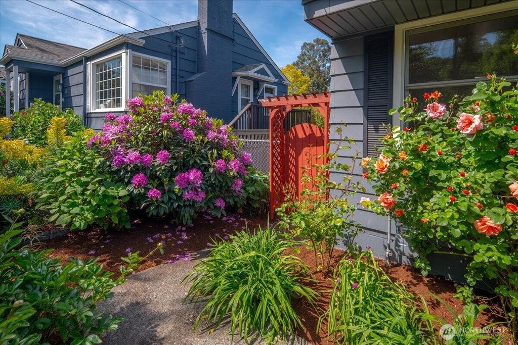 Photo of 5421 48th Avenue SW, Seattle, WA 98136 (MLS # 2528135)