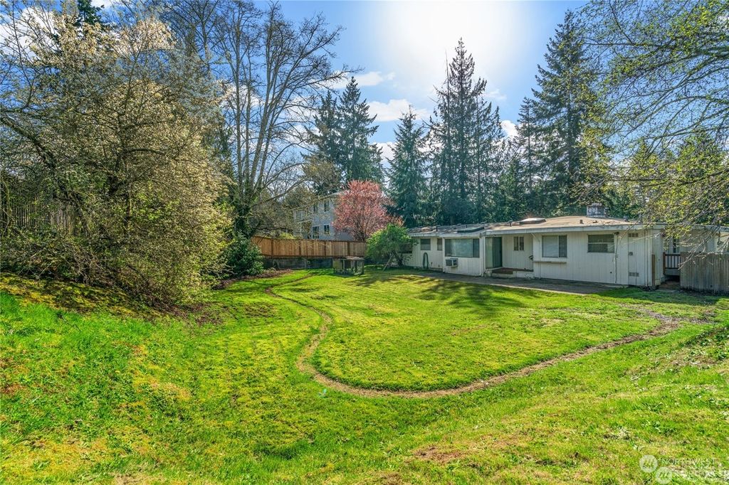 Photo of 4204 88th Avenue SE, Mercer Island, WA 98040 (MLS # 2219447)
