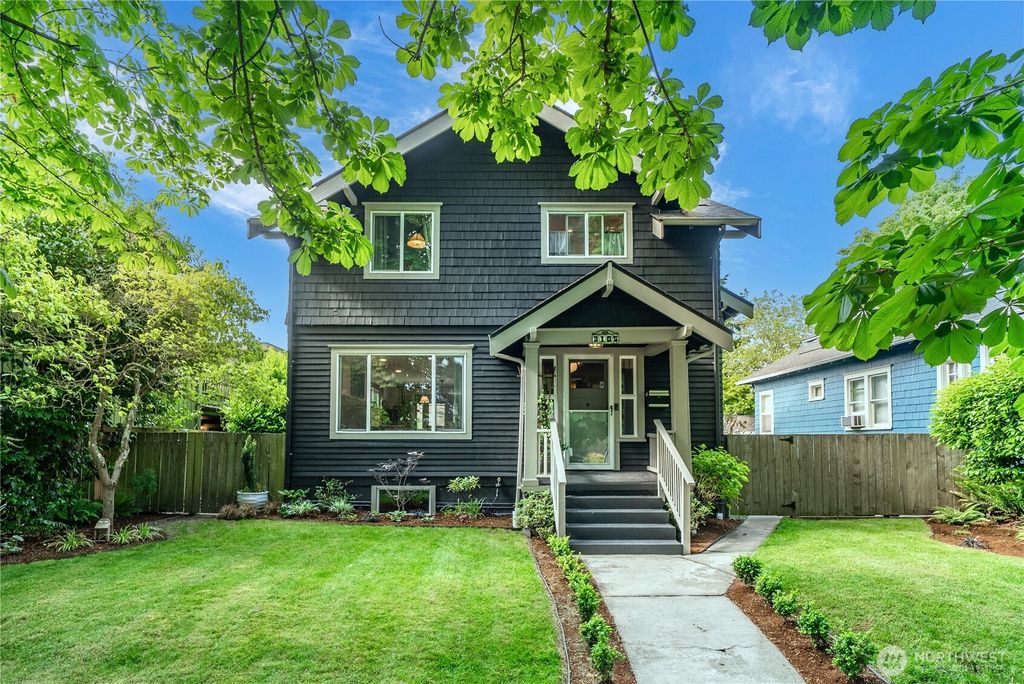 Photo of 3105 N 26th Street, Tacoma, WA 98407 (MLS # 2532888)