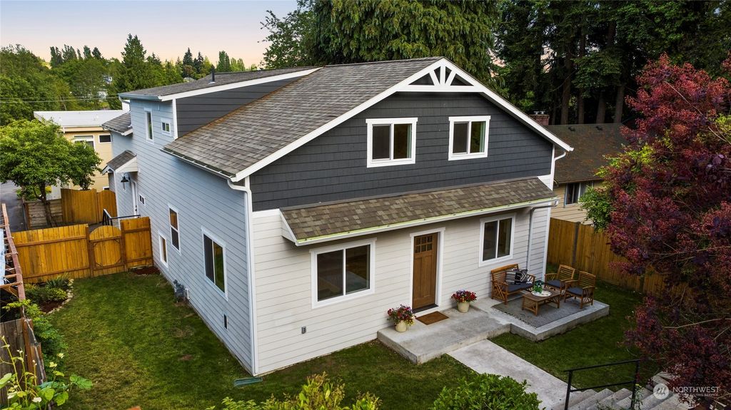 Photo of 10104 31st Avenue SW, Seattle, WA 98146 (MLS # 2243554)