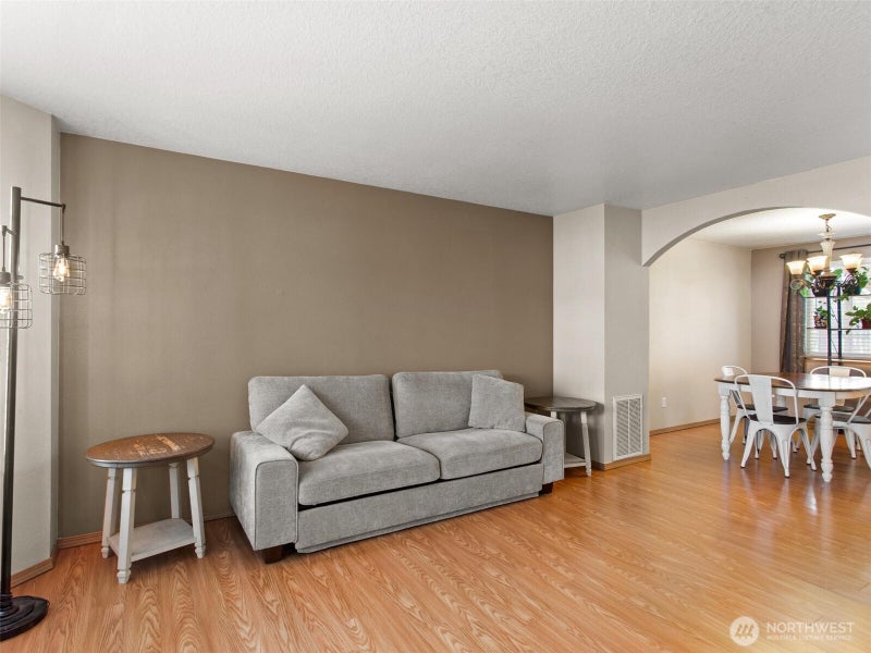 2901 NW 2nd Circle