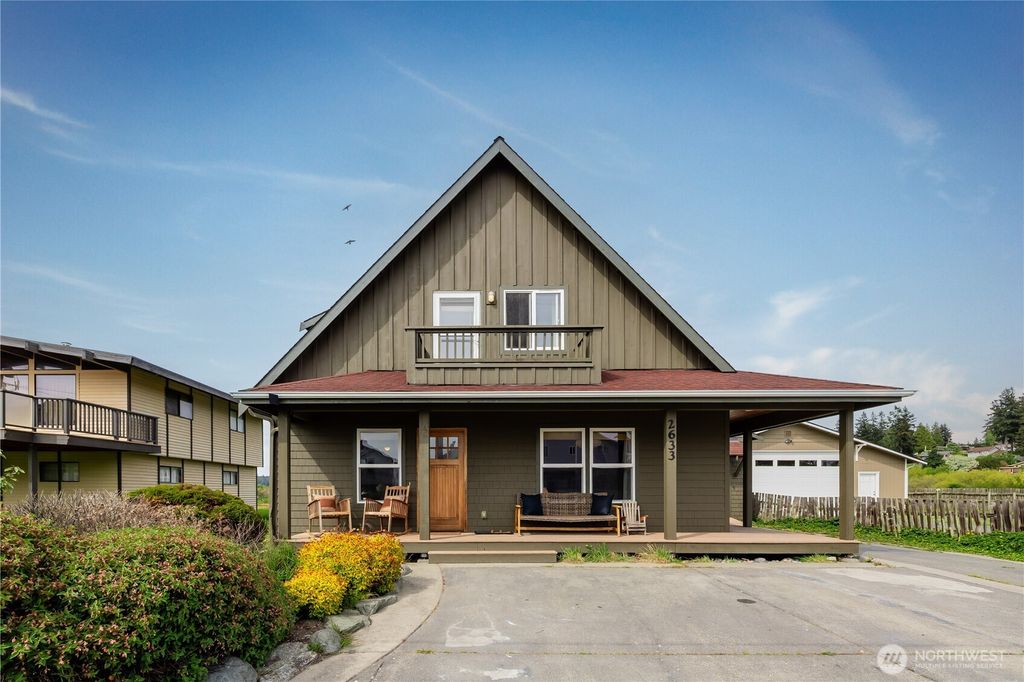 Photo of 2633 Sunlight Beach Road, Clinton, WA 98236 (MLS # 2519496)