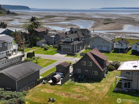 Photo of 2633 Sunlight Beach Road, Clinton, WA 98236 (MLS # 2519496)