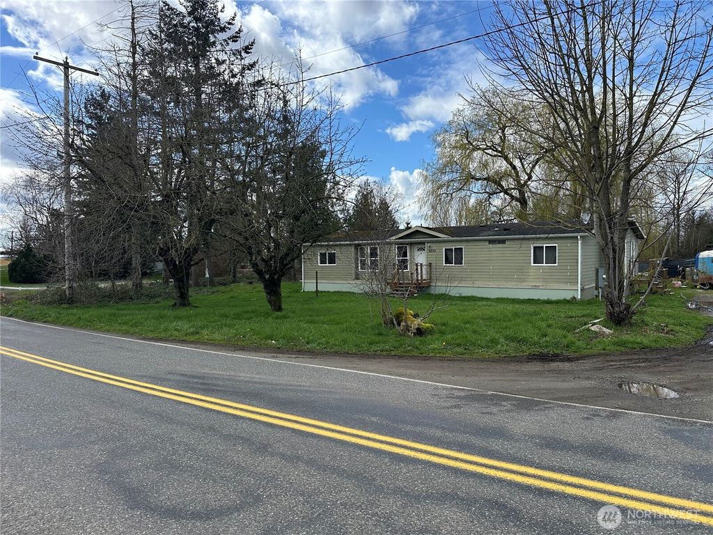 Photo of 9295 N Telegraph Road, Sumas, WA 98295 (MLS # 2498999)
