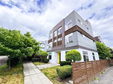 Photo of 4114 Linden Avenue N #A, Seattle, WA 98103 (MLS # 2525090)