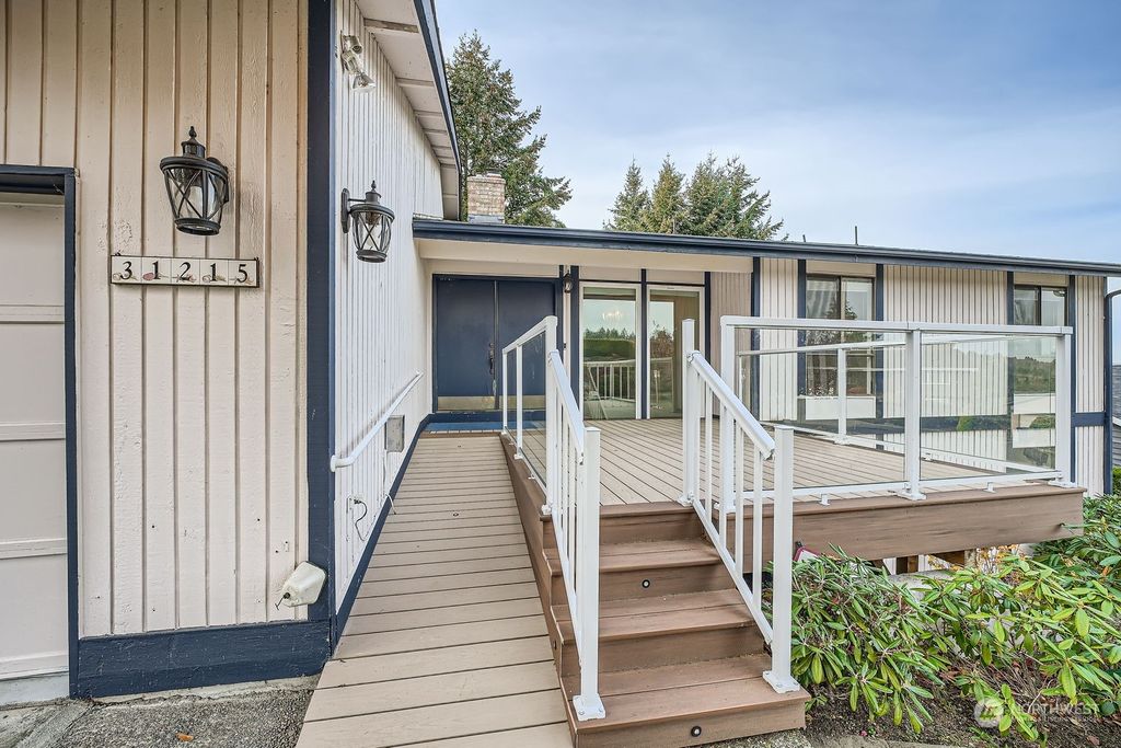 Photo of 31215 41st Place SW, Federal Way, WA 98023 (MLS # 2310875)