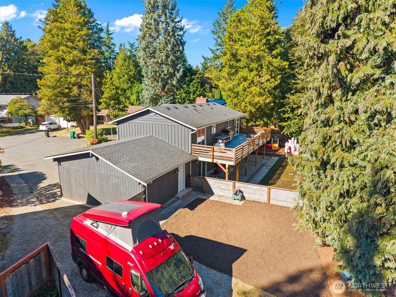 2163 N 176th