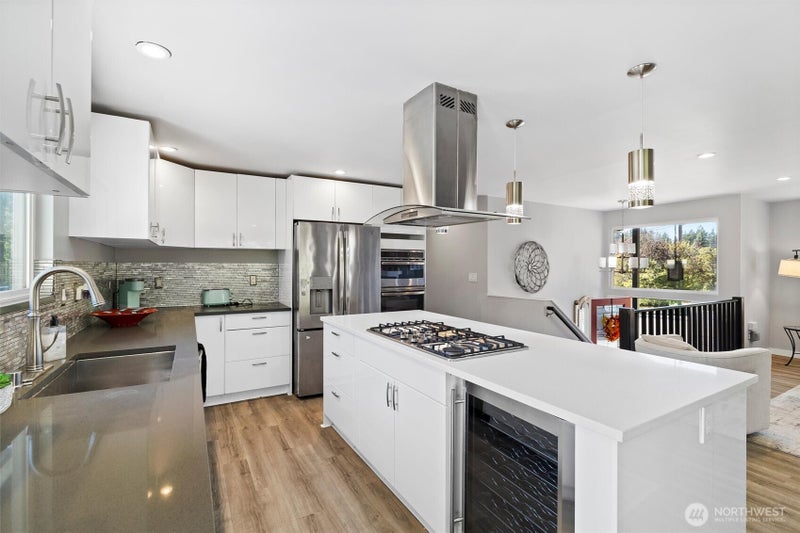 2163 N 176th