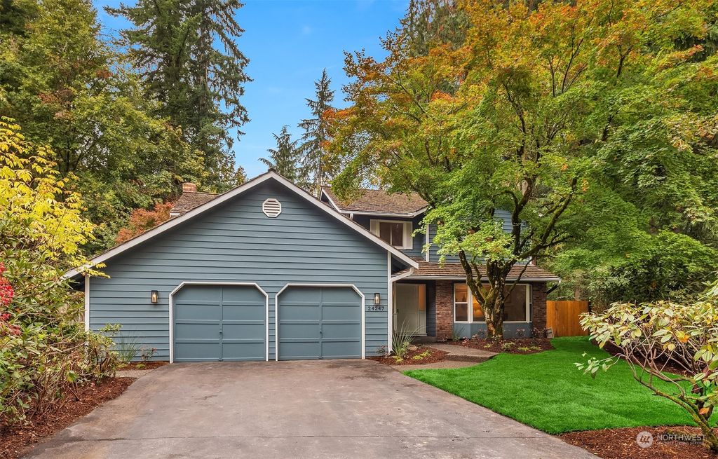 Photo of 24247 NE 5th Place, Sammamish, WA 98074 (MLS # 2169107)