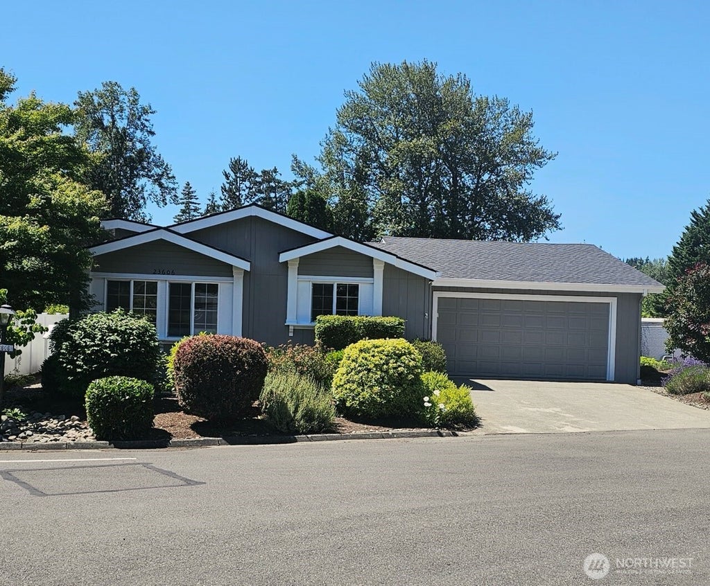 Photo of 23606 Lake Dr DR W, Bothell, WA 98021 (MLS # 2517410)