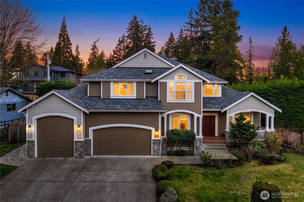 Photo of 7657 152nd Avenue NE, Redmond, WA 98052 (MLS # 2333483)