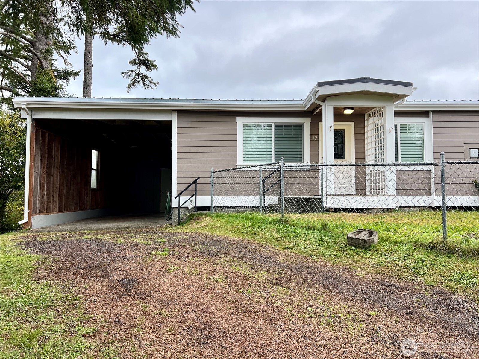 140 Newell Avenue