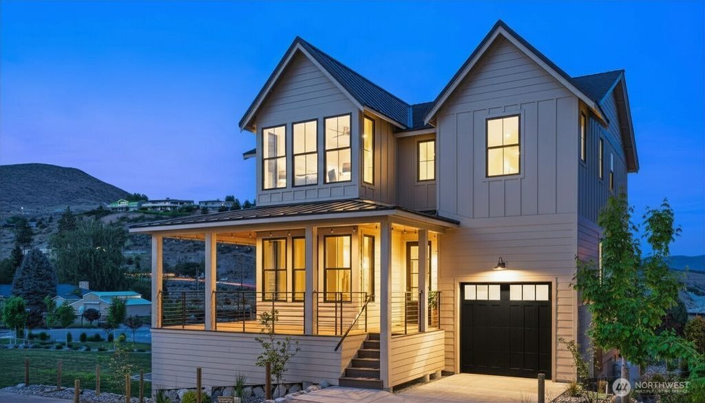 Photo of 203 Bluebell Court, Chelan, WA 98816 (MLS # 2525535)