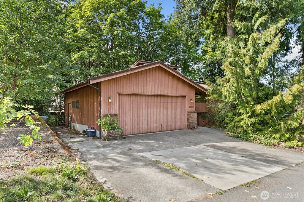 Photo of 21819 92nd Avenue S, Kent, WA 98031 (MLS # 2431739)