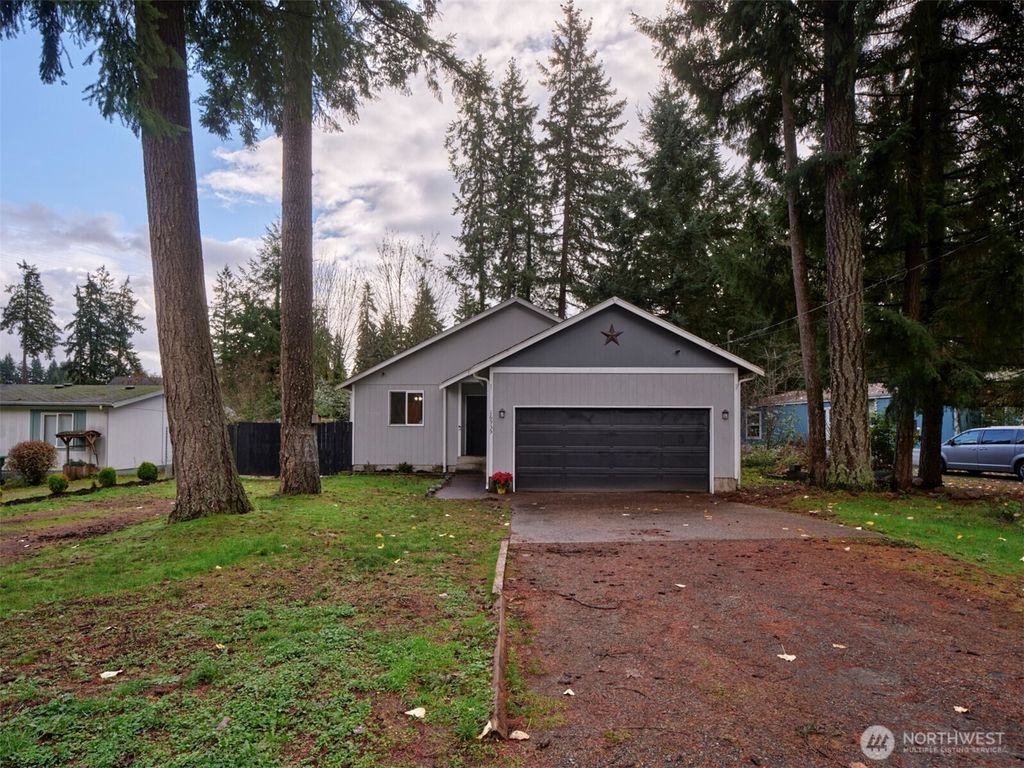 Photo of 16935 Kalmia Court SE, Yelm, WA 98597 (MLS # 2460963)