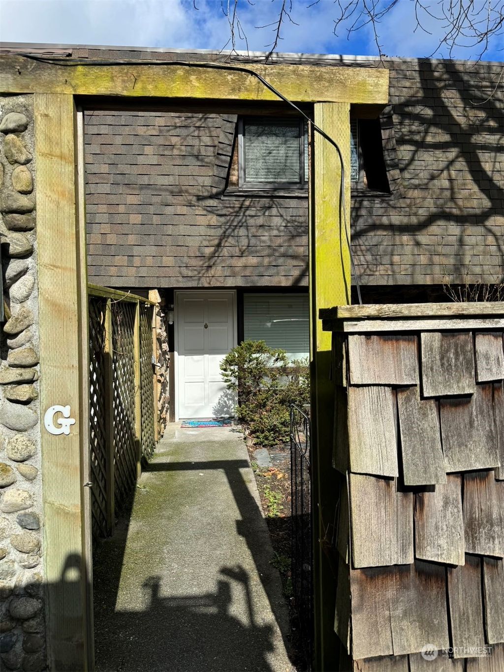 Photo of 20620 76th Avenue W #G, Edmonds, WA 98026 (MLS # 2207076)