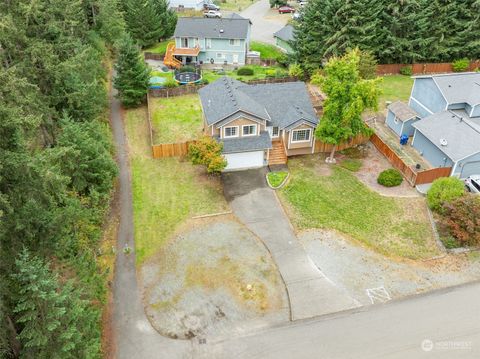 A home in Spanaway