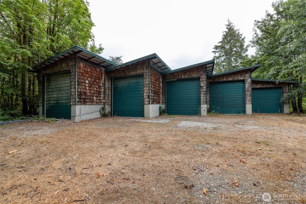 Photo of 110 39th Avenue NE, Olympia, WA 98506 (MLS # 2577597)