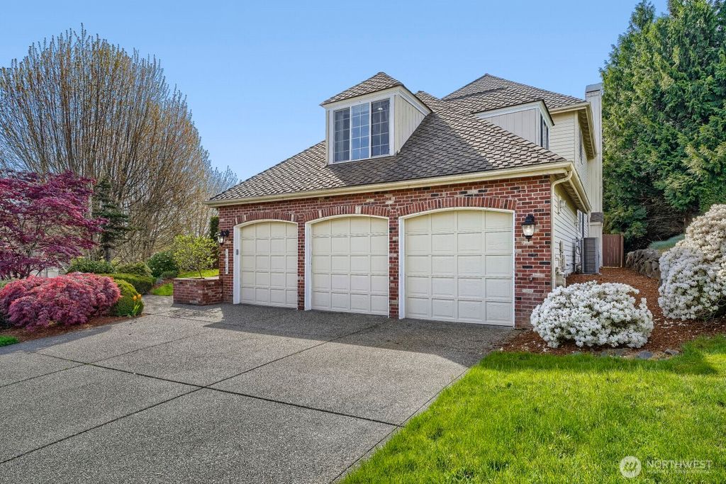 Photo of 16133 SE 266th Street, Covington, WA 98042 (MLS # 2518122)