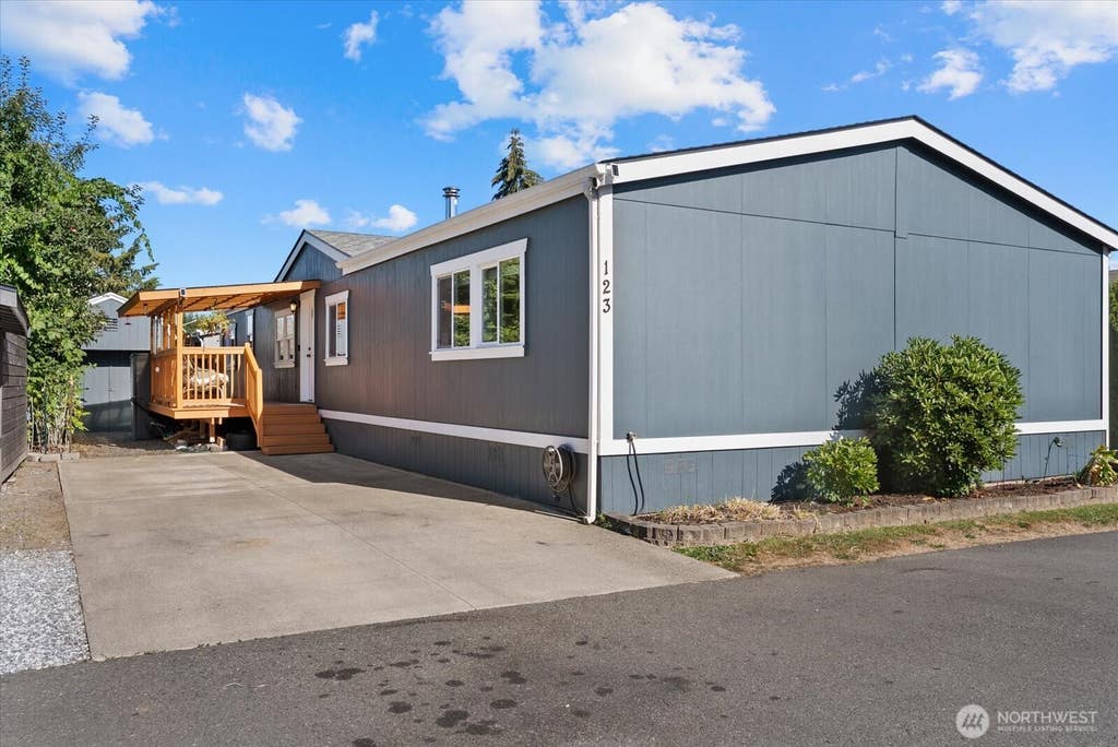 Photo of 31600 126th Avenue SE #123, Auburn, WA 98092 (MLS # 2567983)