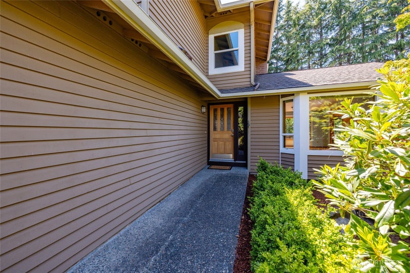 801 N Waugh Road