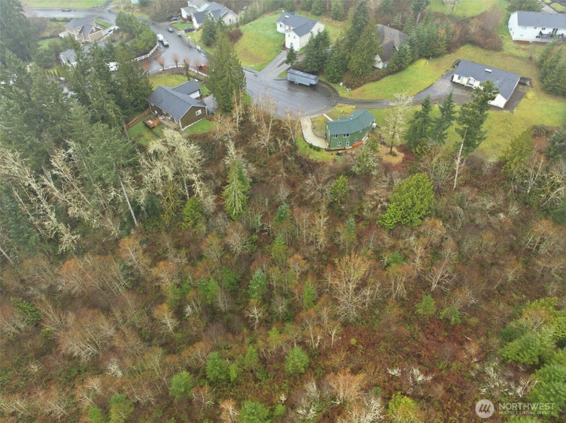 1700 Maple Valley Drive