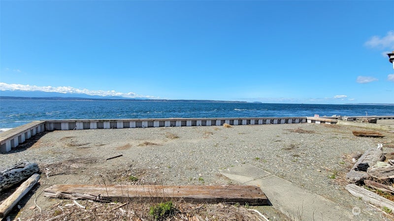 3780 Oceanside Drive