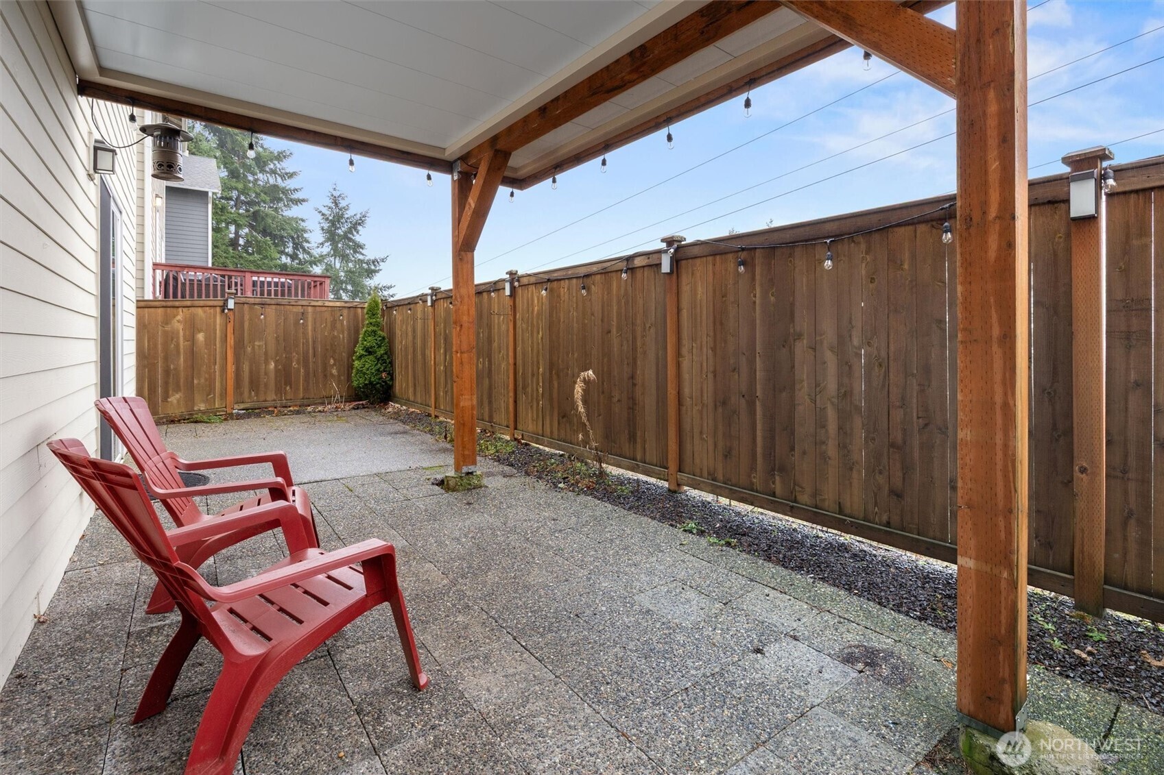 Bothell, Washington, 98021, United States, 4 Bedrooms Bedrooms, ,4 BathroomsBathrooms,Residential,Active,2037159