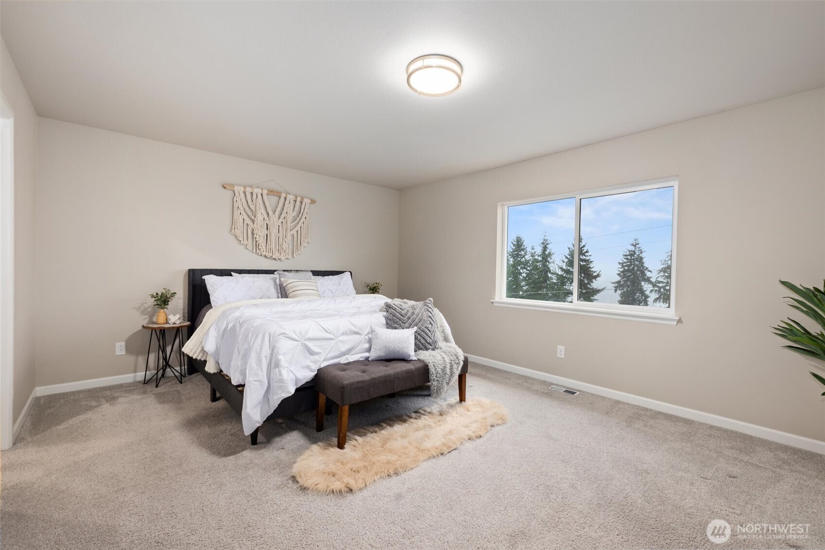 Bothell, Washington, 98021, United States, 4 Bedrooms Bedrooms, ,4 BathroomsBathrooms,Residential,Active,2037159