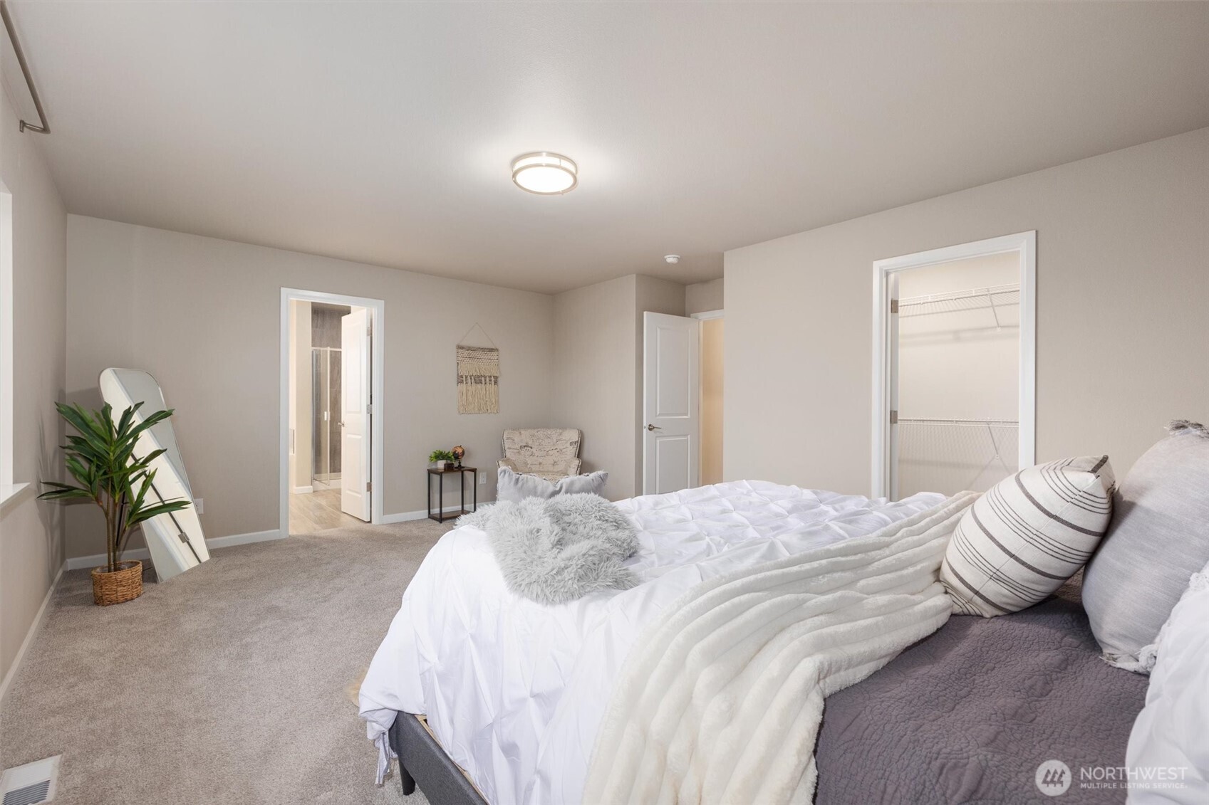 Bothell, Washington, 98021, United States, 4 Bedrooms Bedrooms, ,4 BathroomsBathrooms,Residential,Active,2037159