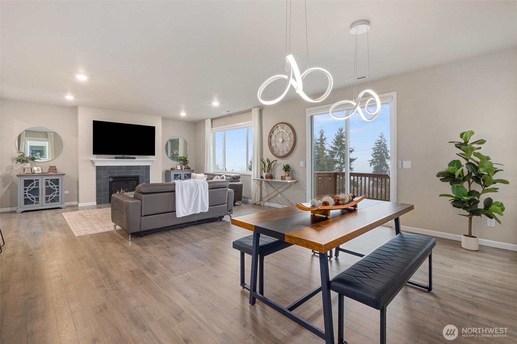 Bothell, Washington, 98021, United States, 4 Bedrooms Bedrooms, ,4 BathroomsBathrooms,Residential,Active,2037159