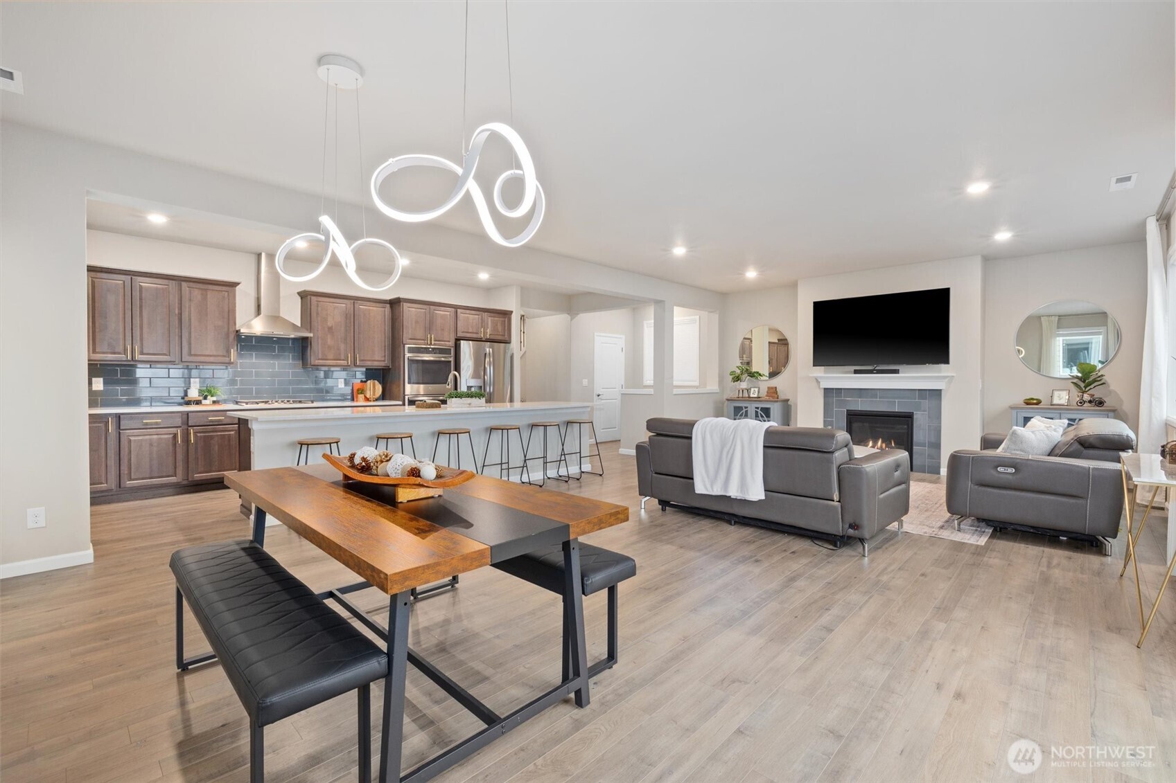 Bothell, Washington, 98021, United States, 4 Bedrooms Bedrooms, ,4 BathroomsBathrooms,Residential,Active,2037159