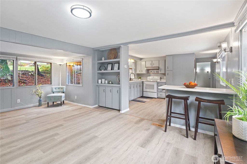 Photo of 2284 Yew Street Road #E-1, Bellingham, WA 98229 (MLS # 2506337)