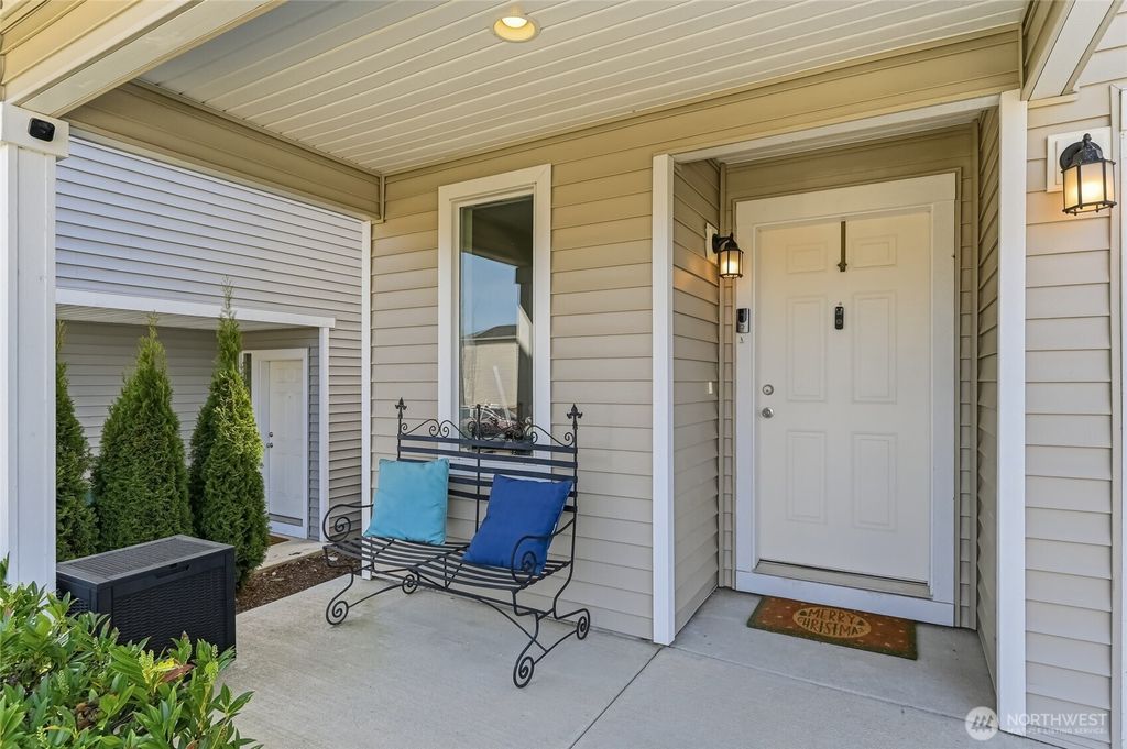 Photo of 7142 42nd Place NE, Marysville, WA 98270 (MLS # 2509930)