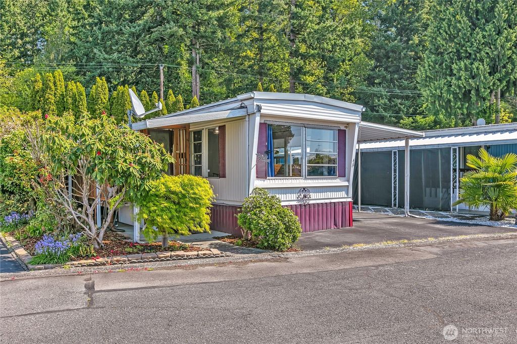 Photo of 2302 SE R Street #48, Auburn, WA 98002 (MLS # 2366864)