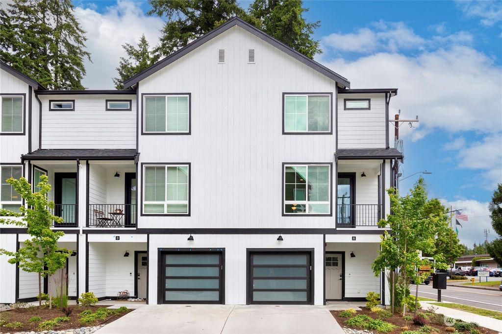 Photo of 18527 1st Avenue NE #A, Shoreline, WA 98155 (MLS # 2257342)