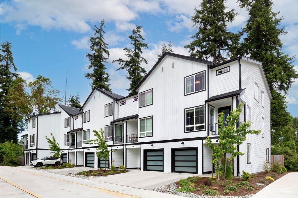 Photo of 18527 1st Avenue NE #A, Shoreline, WA 98155 (MLS # 2257342)