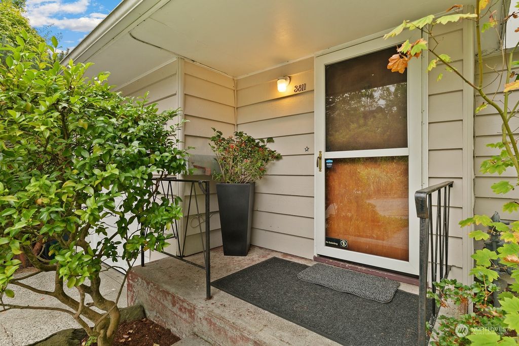 Photo of 3811 NE 52nd Street, Seattle, WA 98105 (MLS # 2002358)