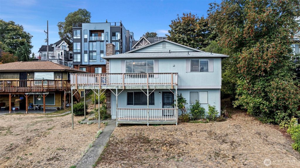 Photo of 1513 19th Ave Ave, Seattle, WA 98122 (MLS # 2445496)