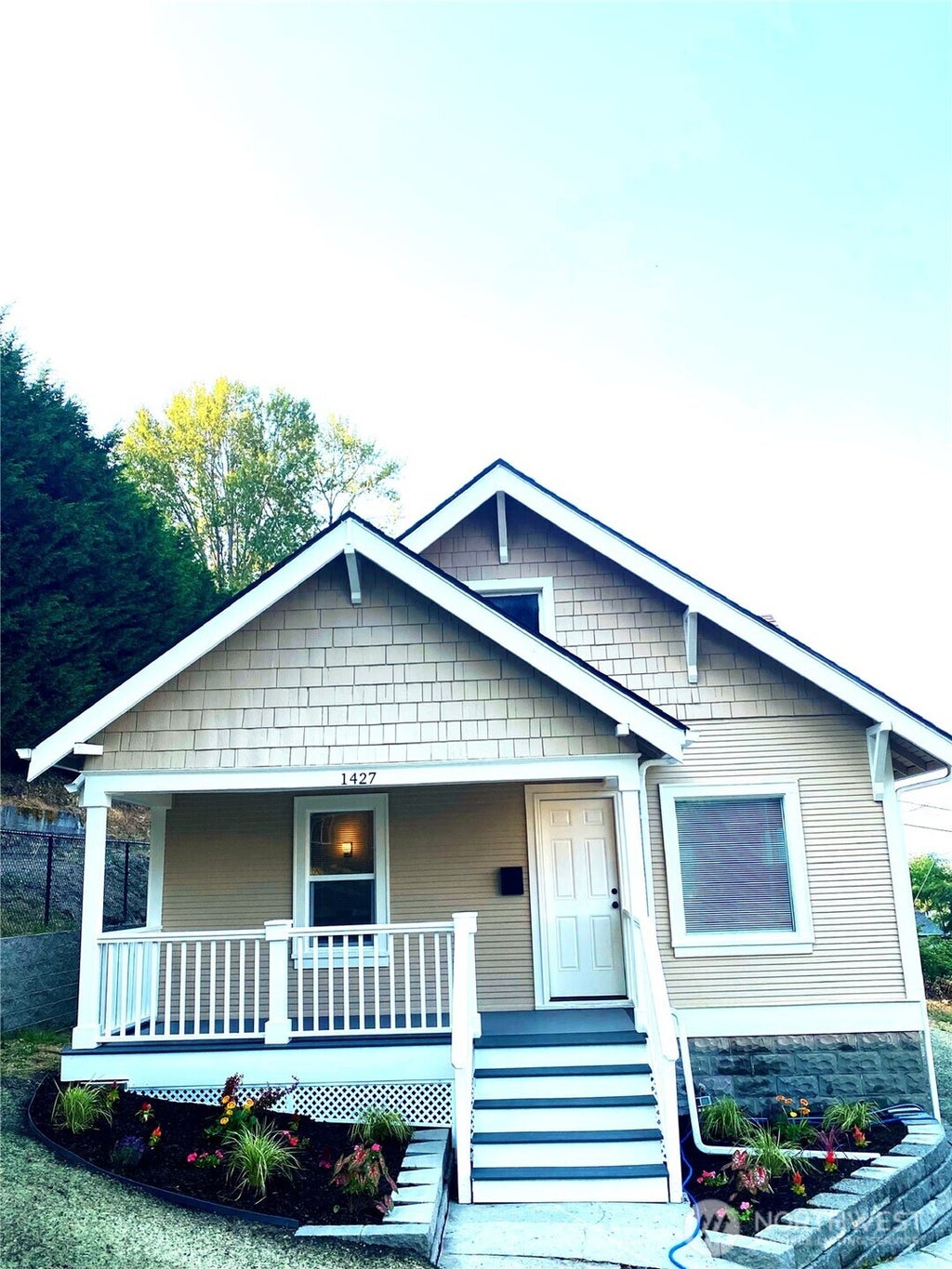 Photo of 1427 E Fairbanks Street, Tacoma, WA 98404 (MLS # 2569320)