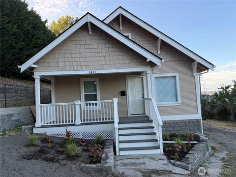 Photo of 1427 E Fairbanks Street, Tacoma, WA 98404 (MLS # 2569320)