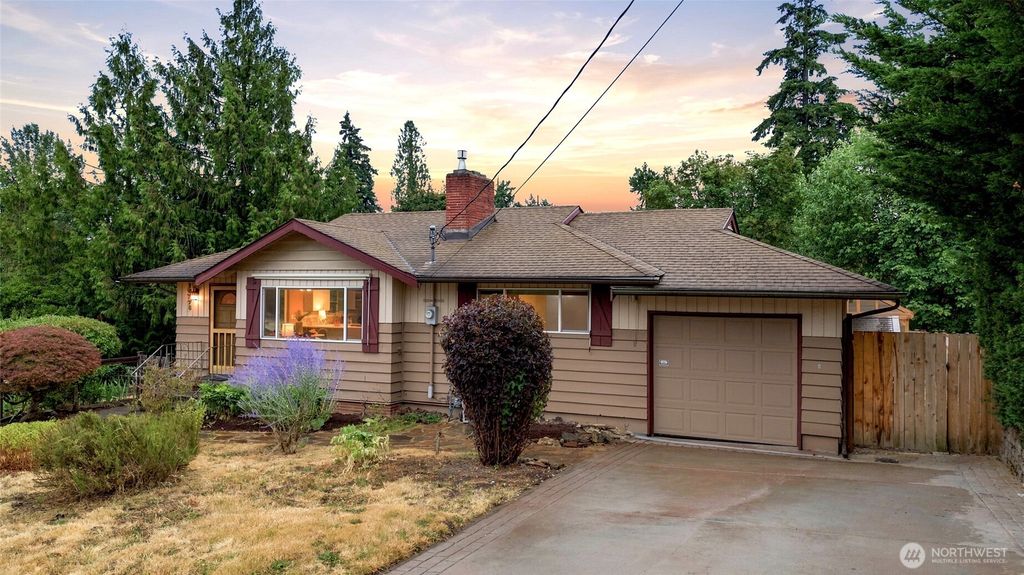 Photo of 10778 68th Avenue S, Seattle, WA 98178 (MLS # 2556345)
