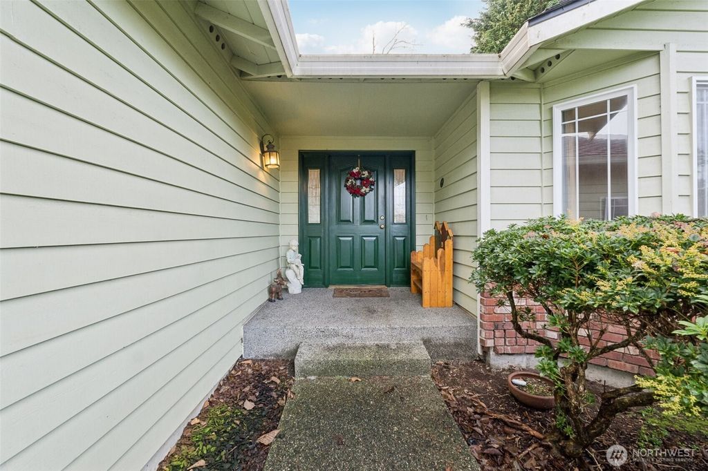 Photo of 6906 158th Street SE, Snohomish, WA 98296 (MLS # 2467039)