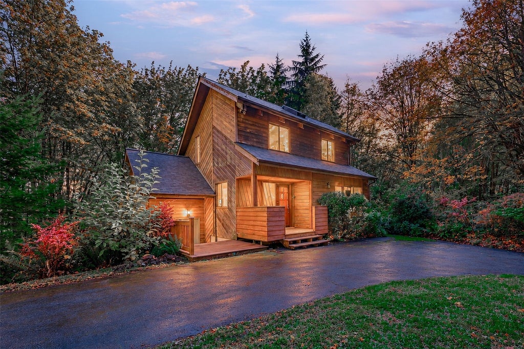 Photo of 9310 Waddell Creek Road SW, Olympia, WA 98512 (MLS # 2596207)