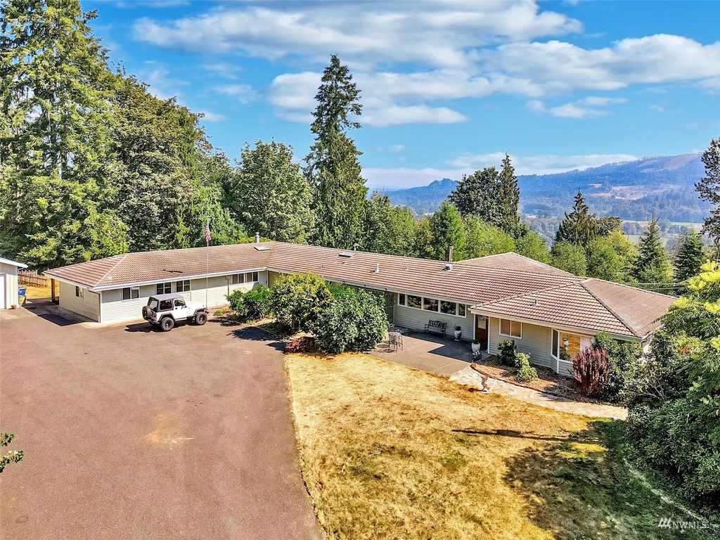 Photo of 16405 208th Place SE, Monroe, WA 98272 (MLS # 1982298)