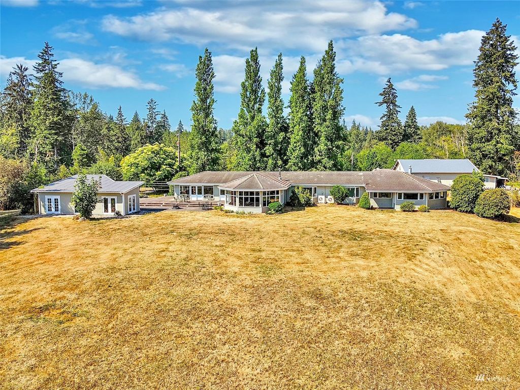 Photo of 16405 208th Place SE, Monroe, WA 98272 (MLS # 1982298)