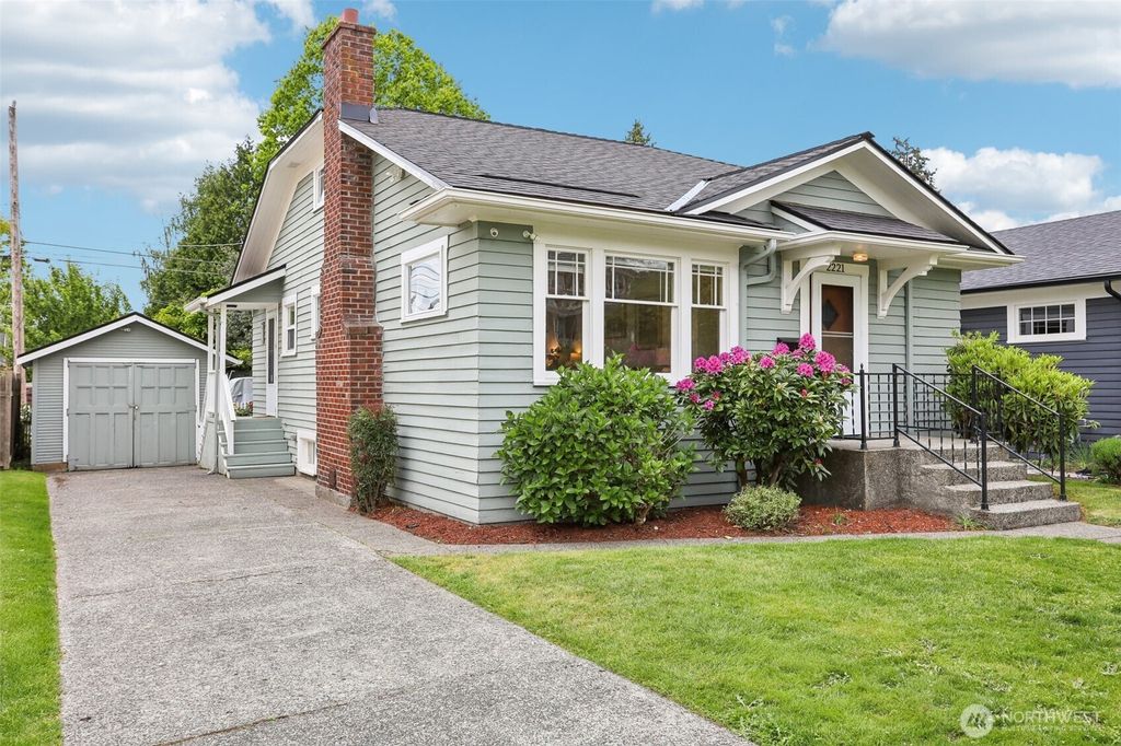 Photo of 2221 44th Avenue SW, Seattle, WA 98116 (MLS # 2364059)