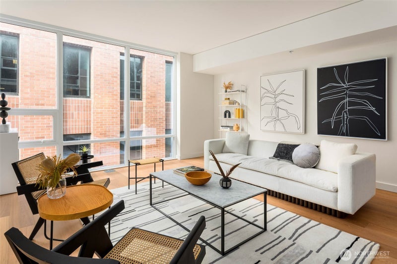 121 Stewart Street 505