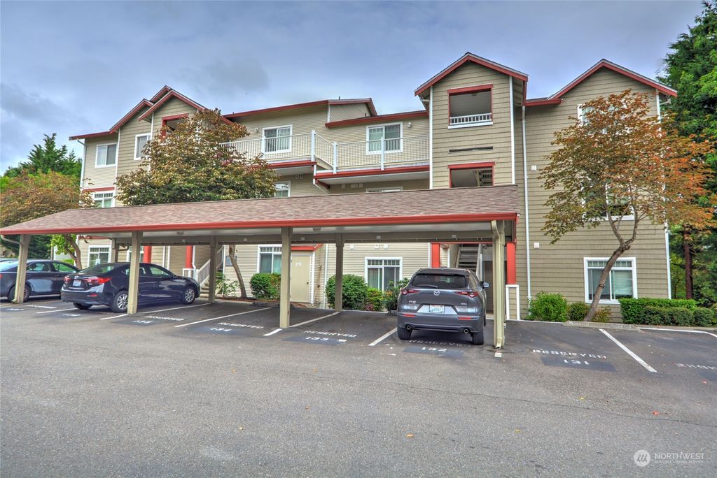 Photo of 14815 29th Avenue W #J303, Lynnwood, WA 98087 (MLS # 2156719)